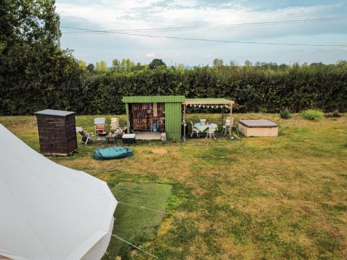 The Follies Glamping in Boughton Monchelsea