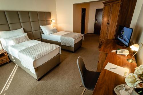 Hotel Dixon - image 4