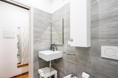 Superior Apartment image 6