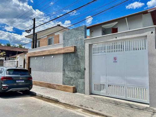 Sobrado c/ piscina 100m da praia Sobrado c/ piscina 100m da praia