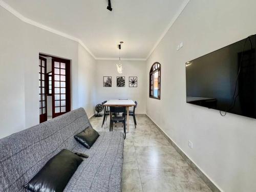 Sobrado c/ piscina 100m da praia Sobrado c/ piscina 100m da praia