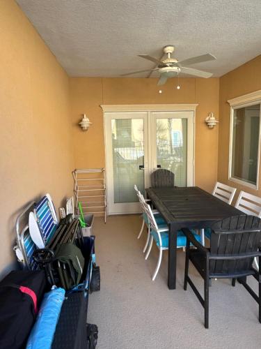Unique 3BR, 1 of 5 Condos w/Huge Poolside Patio, Steps to Beach & Pier, Gated Unique 3BR, 1 of 5 Condos w/Huge Poolside Patio, Steps to Beach & Pier, Gated