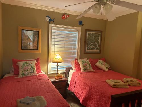 Unique 3BR, 1 of 5 Condos w/Huge Poolside Patio, Steps to Beach & Pier, Gated Unique 3BR, 1 of 5 Condos w/Huge Poolside Patio, Steps to Beach & Pier, Gated