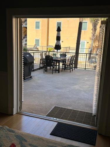 Unique 3BR, 1 of 5 Condos w/Huge Poolside Patio, Steps to Beach & Pier, Gated Unique 3BR, 1 of 5 Condos w/Huge Poolside Patio, Steps to Beach & Pier, Gated