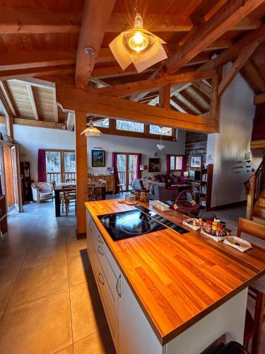 Chalet La Savoyarde - Location saisonnière - Peisey-Nancroix