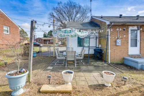 Colonial Heights Home with Large Yard and BBQ Grill! in 殖民高地