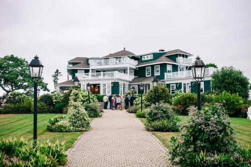 Elegant Oceanfront Maine Estate with Gazebo