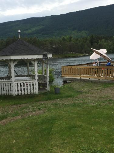 Rønlund Hyttepark/midt-i-garde Rønlund Hyttepark/midt-i-garde