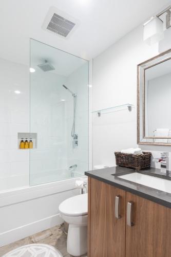 Whistler Studio Next 2Lifts W/Free Parking in Whistler, Canada