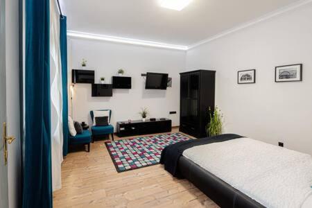 Nice apartment in the center - image 9