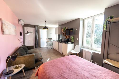 KASA LOUNGE - Climatisation - Au calme in Rive-de-Gier