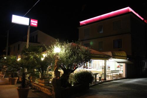 Hotel Villa Ginevra - 숙소 외관
