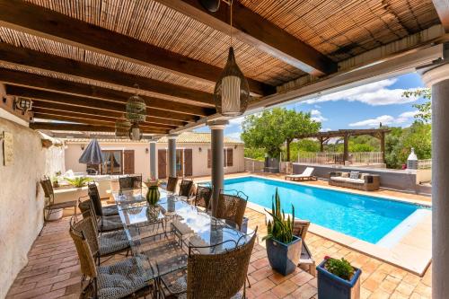 The Quinta Retreat Portugal, August 29- 3rd September 2025 Yoga & Sound Therapies 5 Day Retreat Mess in Vale de Eguas