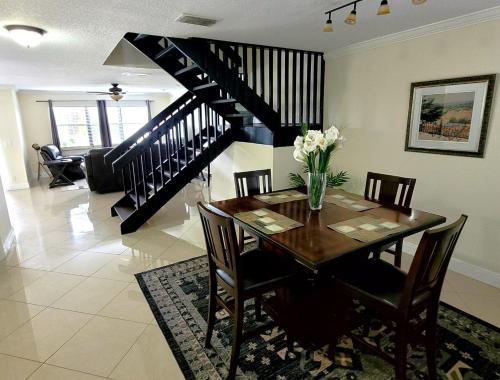Cozynest2 in Boynton Beach, USA
