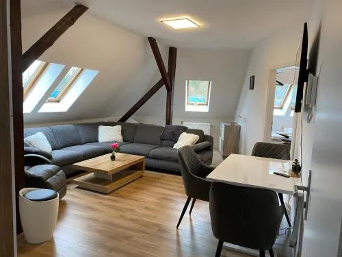 FeWo WIEKO Plauen Leibnizstr. H1 DG Mitte in Plauen, Deutschland