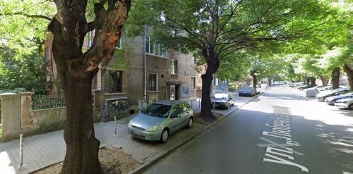 Top Center Relax, NDK & Vitoshka str, FREE Secured parking, Sofia (foto 3)