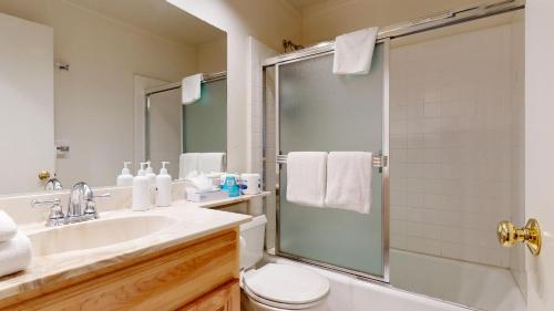 Mammoth West #116 Condo - image 12