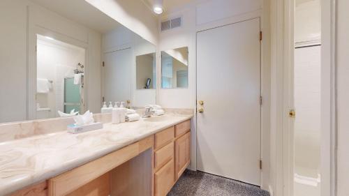 Mammoth West #116 Condo - image 15