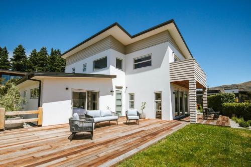 Holiday Home image 6