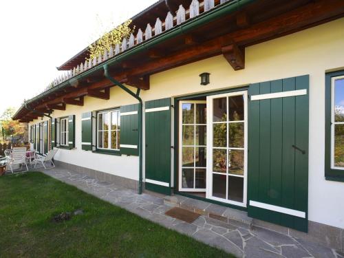 Exclusive holiday apartment with panoramic views & sauna