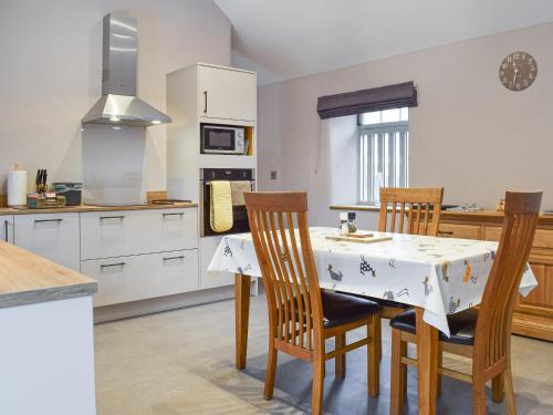 ทัศนียภาพภายนอกโรงแรม, The Loft-Uk45061 in ลิตตัน