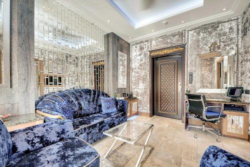 Mala Anglia Deluxe Rooms & SPA