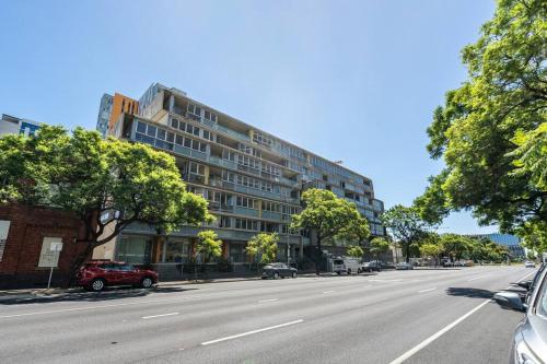 Wattle on Morphett - Central CBD Convenience, Adelaide (photo 10)