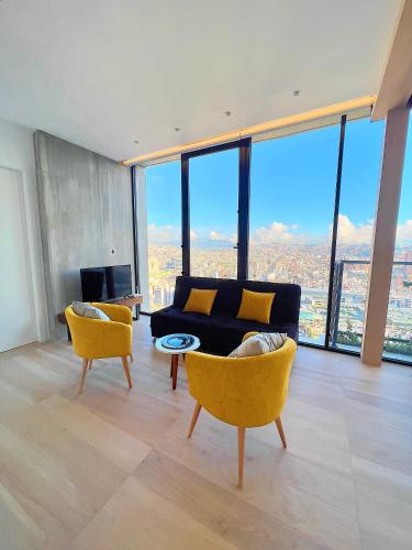 Edificio IQON, Piso 28, La Mejor vista de Quito