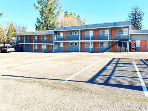 Ashland Motel - University - image 10