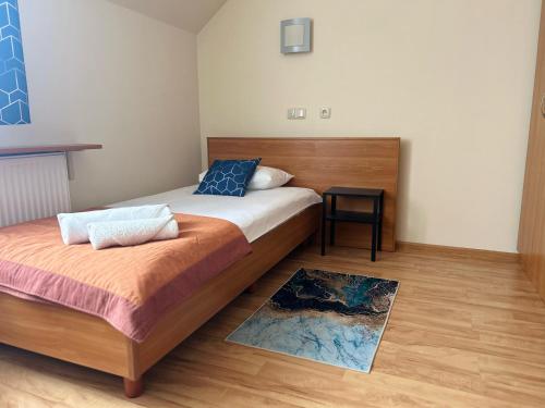 1 twin bed