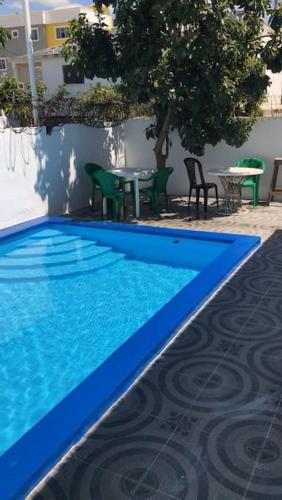 Premium Pool House