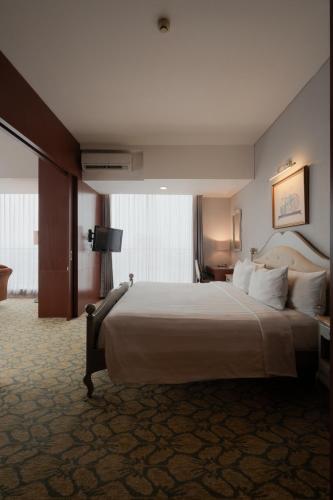 The Capital Hotel Surabaya