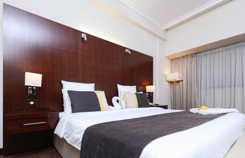 Aavri Hotel - image 3