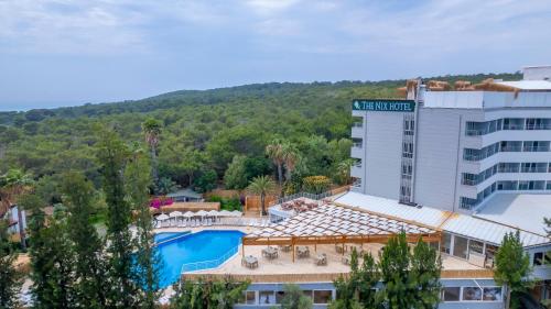 THE NIX HOTEL PATARA Beach