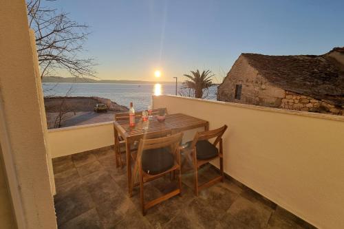 Apartments by the sea Zivogosce - Porat Makarska - 16763 - image 8
