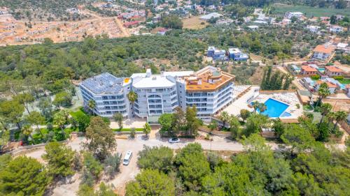 THE NIX HOTEL PATARA Beach