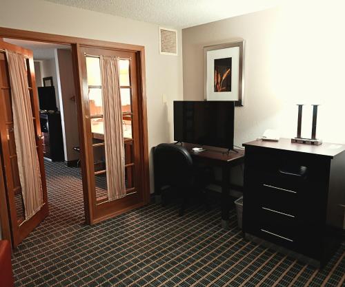 Baymont by Wyndham Marshalltown - image 7
