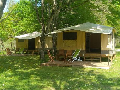 Tentes canadienne - Camping des trois rivières - Camping - Bassignac