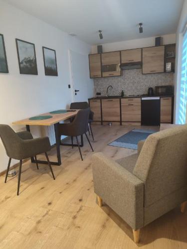 Dapur, Trzy kolory in Bielsko-Biala