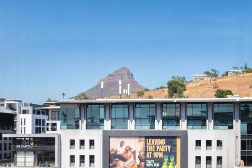 Xenia Aparthotel by Totalstay - image 8