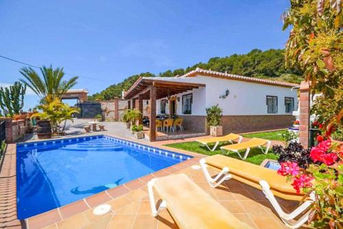 Three-Bedroom Villa room in Villa Rosandra