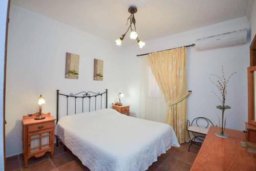 Three-Bedroom Villa image 7