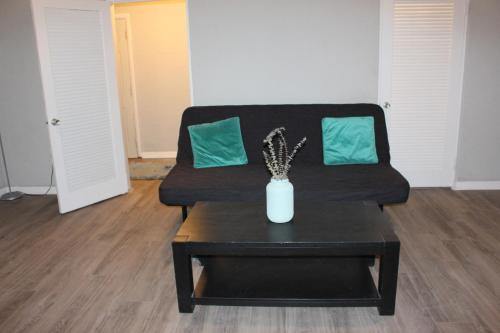 Grand Central Suite in St Pete Close to Downtown secondary