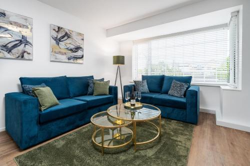 Leyland House - Private Parking Free Wi-Fi Garden