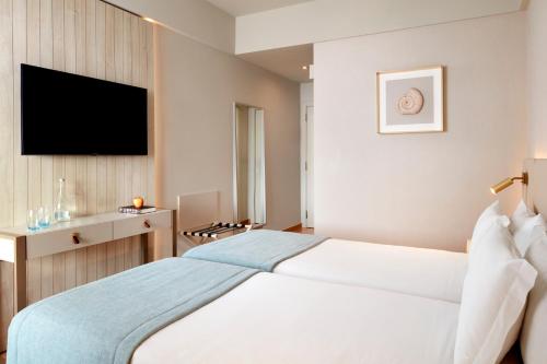 ระเบียง/ชานเรือน, ดอม โจส บีช โฮเต็ล (Dom Jose Beach Hotel) in คาตีรา