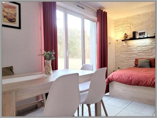 Appartement avec salle de jeux privée,10min de disney transport en commun 6 couchages (Appartement avec salle de jeux privee,10min de disney transport en commun 6 couchages) in Chanteloup-en-Brie