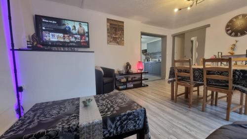 Appartement Rethel - Netflix - Marc & cécile - Écly
