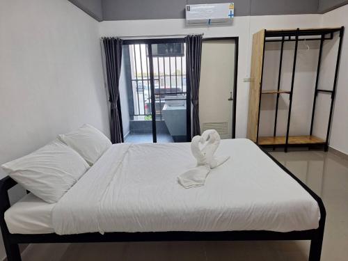 The Joke Mansion  ซ. สุขุทวิท 23 มาบตาพุด ระยอง near Map Ta Phut Panpittayakarn School