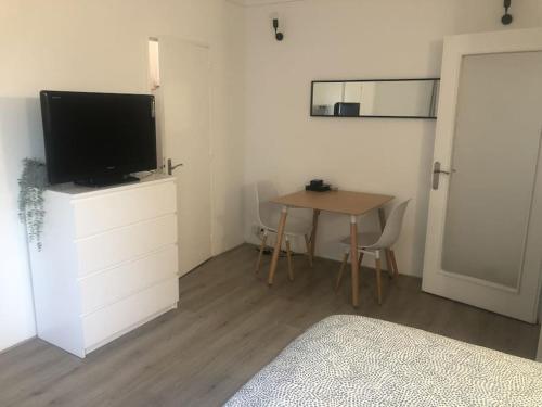 Cosy appartement proche Paris & Orly avec parking