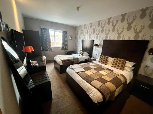 Inn On The Prom At The Fernlea Hotel - image 3